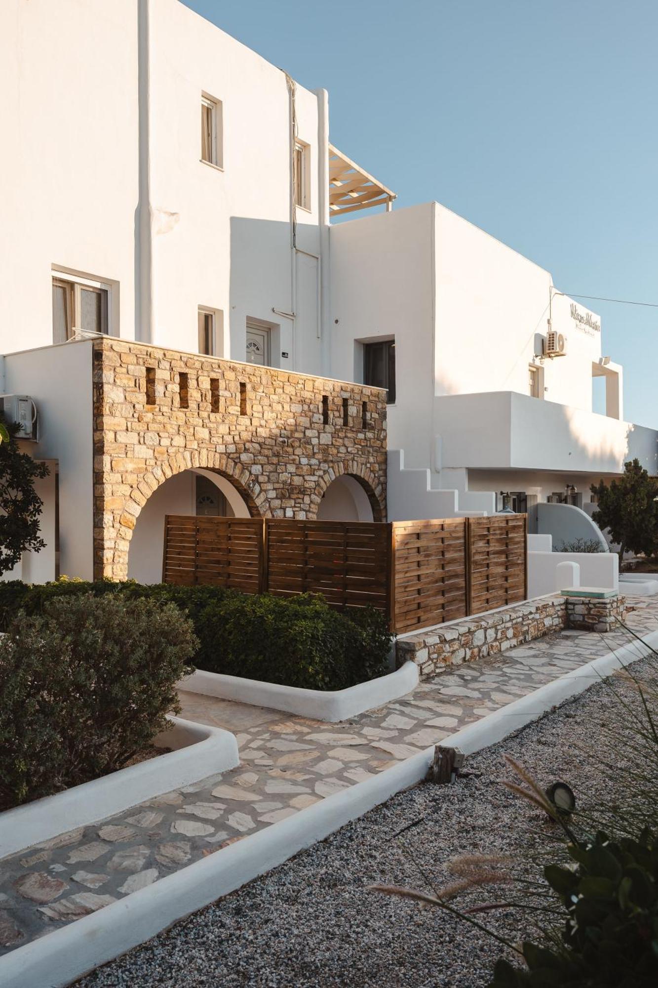 Almiriki Naxos Beachside Living Plaka  Bagian luar foto