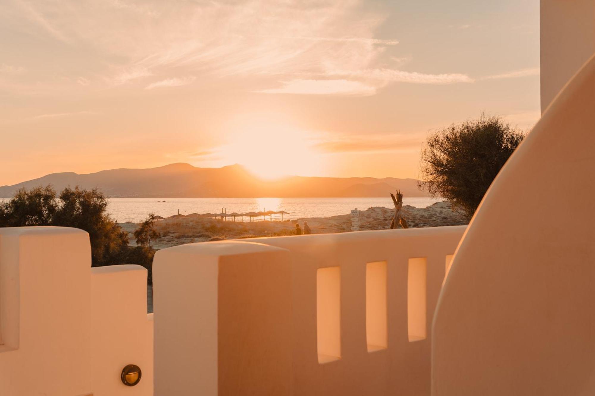 Almiriki Naxos Beachside Living Plaka  Bagian luar foto