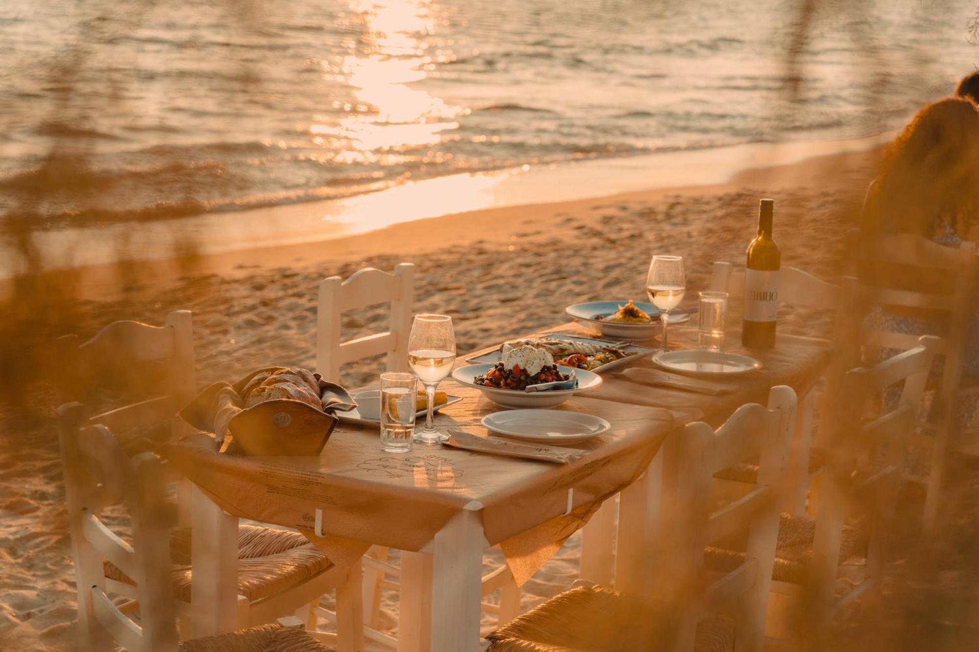 Almiriki Naxos Beachside Living Plaka  Bagian luar foto
