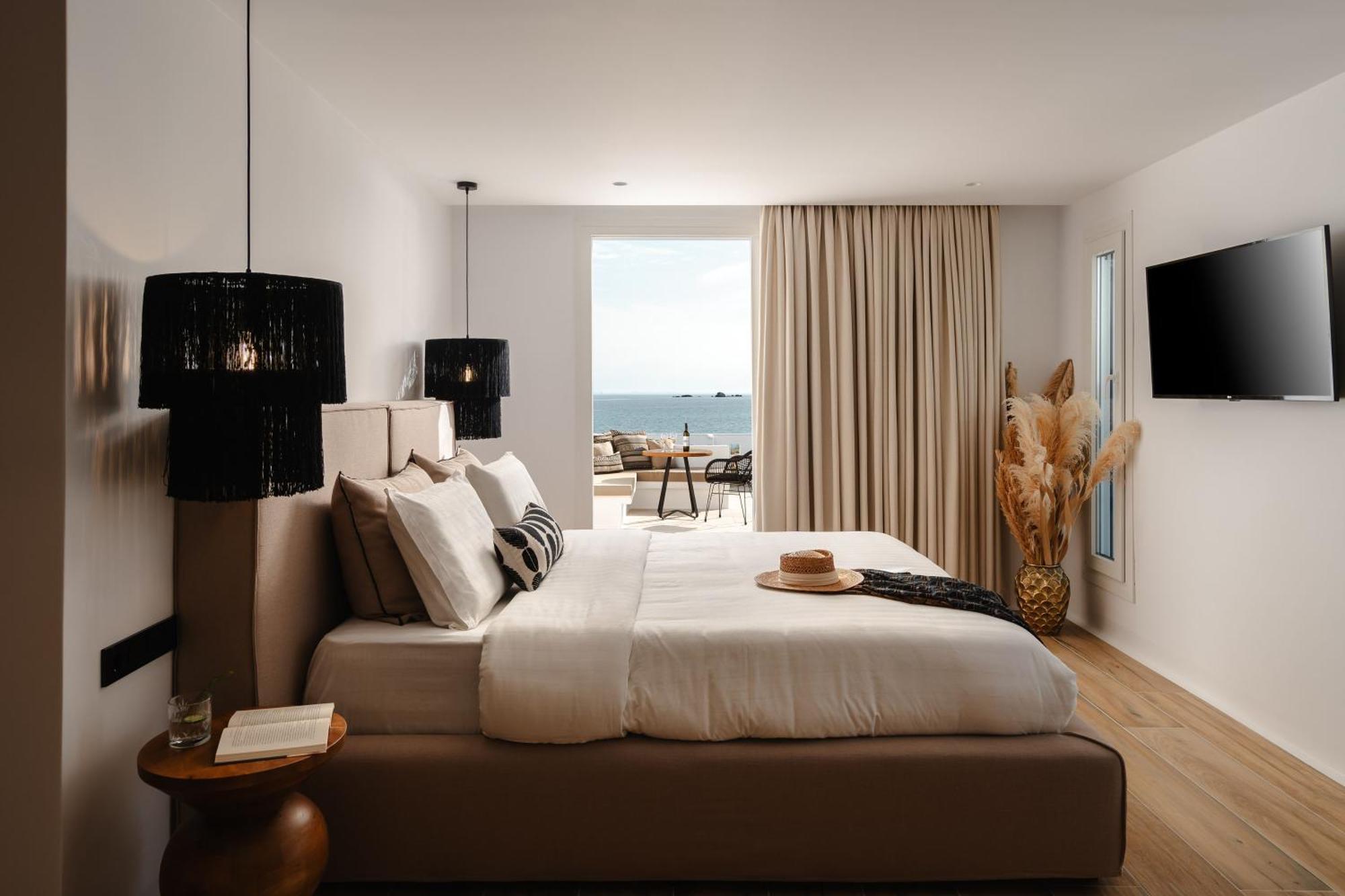 Almiriki Naxos Beachside Living Plaka  Bagian luar foto
